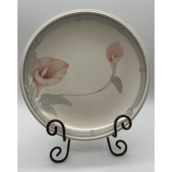 KELTCRAFT MISTY ISLE 10 3/8" DINNER PLATE "ETERNAL BLUSH" Calla Lily Art Deco - Picture 1 of 4